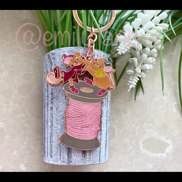 Cinderella✨Jaq and Gus Gus✨Keychain - Picture 4 of 7
